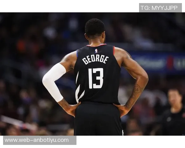 乔治首秀表现亮眼纳斯称赞其防守篮板贡献突出