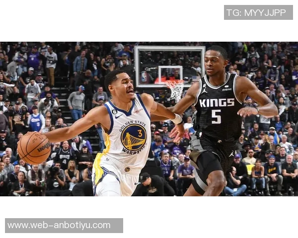 普尔半场状态低迷仅靠罚球得分三分球全失手表现令人失望 普尔半场状态低迷仅靠罚球得分三分球全失手表现令人失望