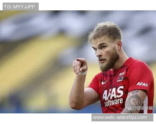 莱切主帅谈卡马达点球失误：高水平比赛中球门似乎变小了