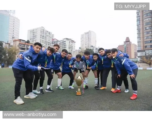 贵州贵阳奥弗历史性夺冠荣膺贵阳赛区收官战冠军荣耀时刻 贵州贵阳奥弗历史性夺冠荣膺贵阳赛区收官战冠军荣耀时刻