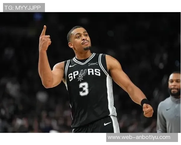 凯尔登约翰逊高效表现9投7中三分2中1贡献19分6篮板1助攻 凯尔登约翰逊高效表现9投7中三分2中1贡献19分6篮板1助攻