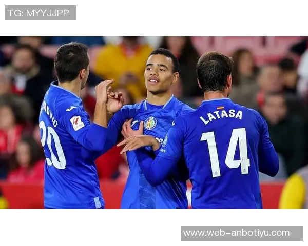 巴萨球探现场考察格林伍德四球狂欢引发关注 巴萨球探现场考察格林伍德四球狂欢引发关注