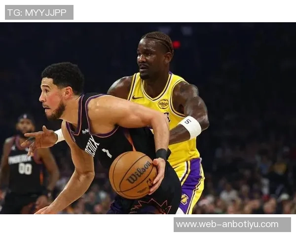 夸梅直言湖人防守漏洞严重若不改善恐难以争冠止步一轮游 夸梅直言湖人防守漏洞严重若不改善恐难以争冠止步一轮游