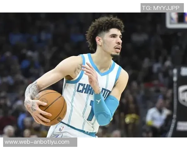 三球点评球队进攻流畅小桥展现稳定表现与强烈侵略性 三球点评球队进攻流畅小桥展现稳定表现与强烈侵略性