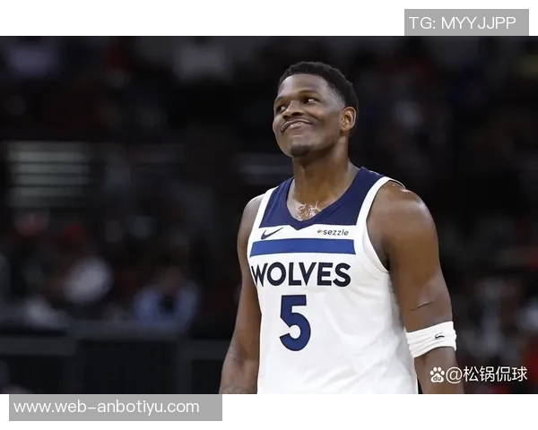 爱德华兹半场表现亮眼10投4中贡献15分3助攻罚球全中助球队争取胜利 爱德华兹半场表现亮眼10投4中贡献15分3助攻罚球全中助球队争取胜利