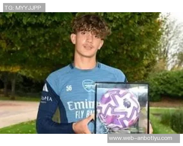 罗马诺透露15岁道曼与阿森纳续约未来职业合同已达成一致